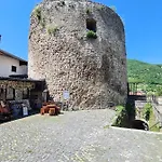 Amar Apartmani,