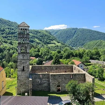 Amar Apartmani, Vikendica