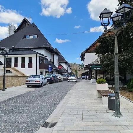 Amar Apartmani, Casa de Férias Jajce