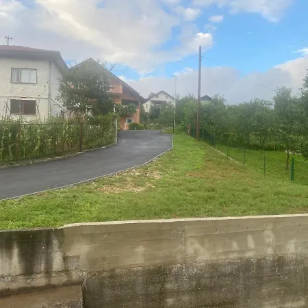 Amar Apartmani, Vikendica *