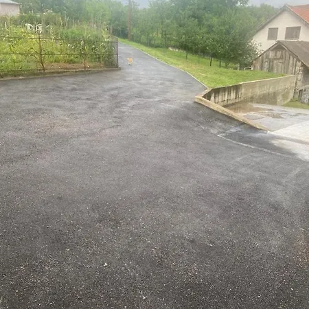 Vikendica Amar Apartmani, *