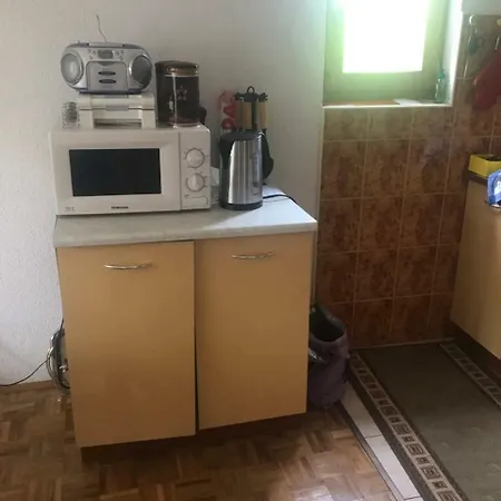 Amar Apartmani, Vikendica Jajce