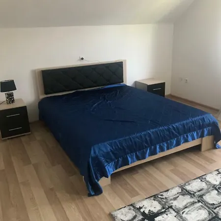 Amar Apartmani, Jajce